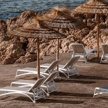 فندق Restaurant Dolce 4*